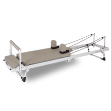 Carica l'immagine nel visualizzatore di Gallery, Reformer in Metallo Richiudibile Salvaspazio PTX 300 Moon &amp; Sand Liveness Essential Line