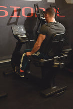 Carica l&#39;immagine nel visualizzatore di Gallery, Cyclette Recumbent Professionale BRX-R9500 Autoalimentata Toorx
