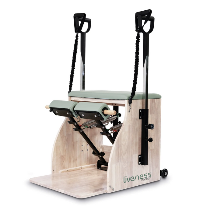 Wunda Chair in Legno di Quercia Naturale PTX 1800 Green Tea Liveness