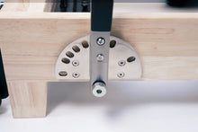 Carica l&#39;immagine nel visualizzatore di Gallery, Reformer in Legno di Quercia Naturale PTX 5000 Green Tea Liveness