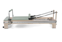 Carica l'immagine nel visualizzatore di Gallery, Reformer in Legno di Quercia Naturale Full Track PTX 5500 Green Tea Liveness