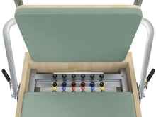 Carica l&#39;immagine nel visualizzatore di Gallery, Cadillac Reformer in legno di quercia naturale PTX 6000 Green Tea Liveness