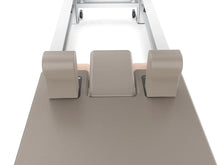 Carica l&#39;immagine nel visualizzatore di Gallery, Reformer in Alluminio Pieghevole Salvaspazio PTX 7000 Moon &amp; Sand Liveness