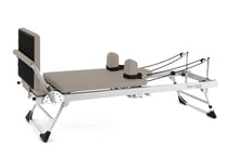Carica l'immagine nel visualizzatore di Gallery, Reformer in Metallo Richiudibile Salvaspazio PTX 200 Moon &amp; Sand Liveness