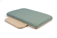 Carica l'immagine nel visualizzatore di Gallery, Reformer in Legno di Quercia Naturale Full Track PTX 5500 Green Tea Liveness