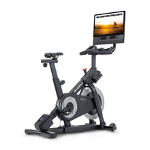 Carica l'immagine nel visualizzatore di Gallery, Indoor Cycle X24 Bike NordicTrack