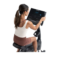 Carica l'immagine nel visualizzatore di Gallery, Cyclette GX LE NordicTrack