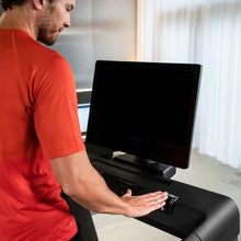 Carica l'immagine nel visualizzatore di Gallery, Tapis Roulant TREAD XP Horizon